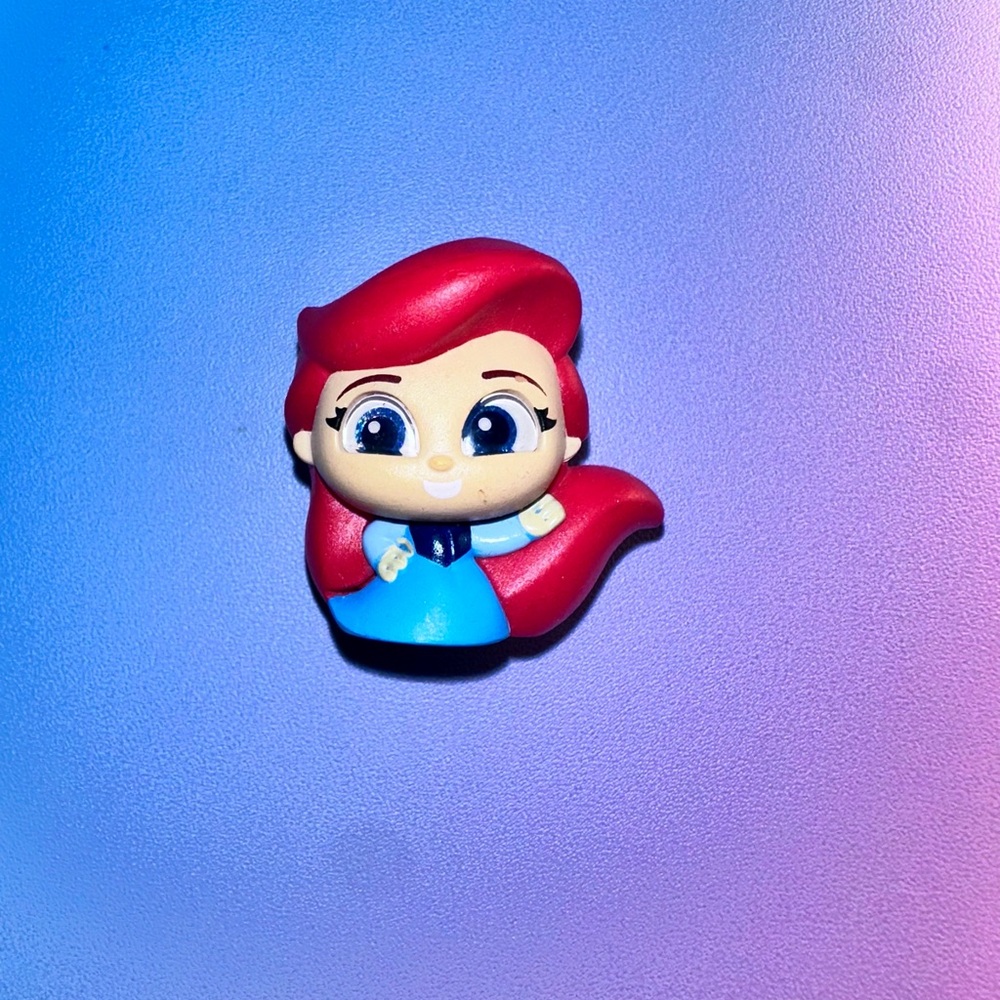 ariel blue dress (little mermaid) — disney doorables: series 6